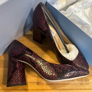 Antonio Melani size 7.5 heels